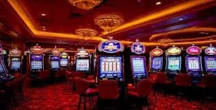 Pemain Indonesia menikmati permainan slot di ponsel dengan mudah di hebat777